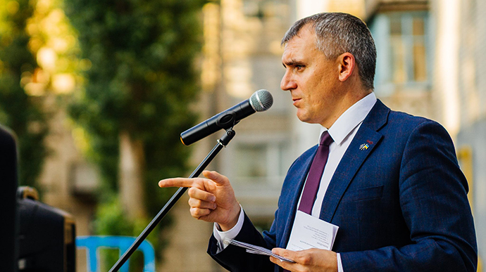 Мэр Николаева синхронно переводил выступления депутатов ОПЗЖ на сессии горсовета
