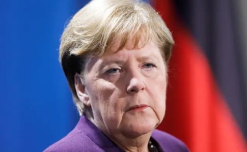 Меркель исключила ослабление ограничений в Германии до 19 апреля