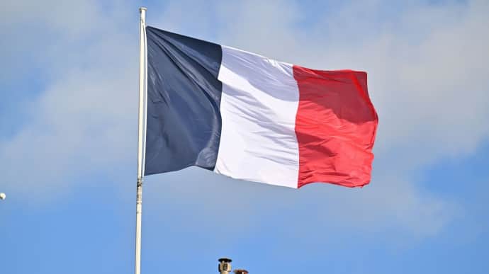 Франция официально опровергла фейк о присутствии ее войск в Украине