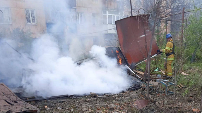 Окупанти ввечері вдарили по Марганцю та Нікополю: є постраждалі 