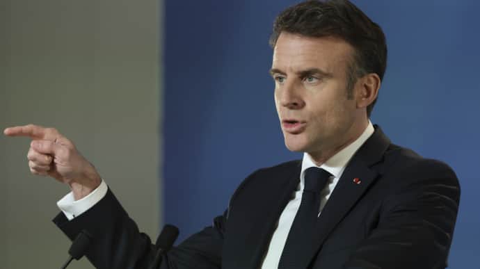 Macron says he will meet Zelenskyy in Normandy on 6 June