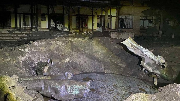 Враг ракетами ударил по центру Харькова – мэр