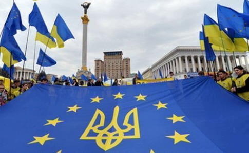 Опрос показал, какой внешней политики ожидают украинцы от следующего президента