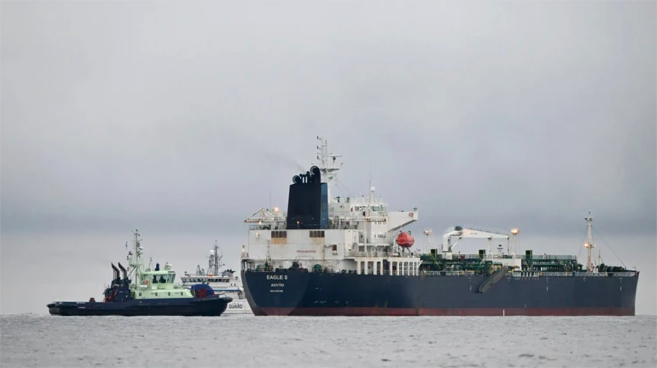 Finnish court upholds detention of shadow fleet tanker that damaged cables – Bloomberg