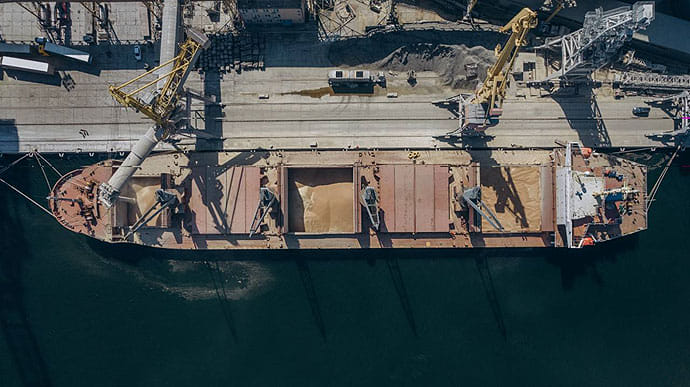 Загрози для судноплавства на півдні України через підрив Каховської ГЕС немає − АМПУ 