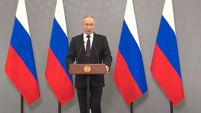 Путін: Зараз нема потреби в масованому ударі по Україні, а там видно буде