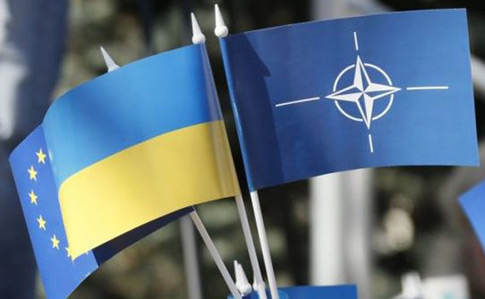 Рада сделала приоритетом для Украины вступление в НАТО