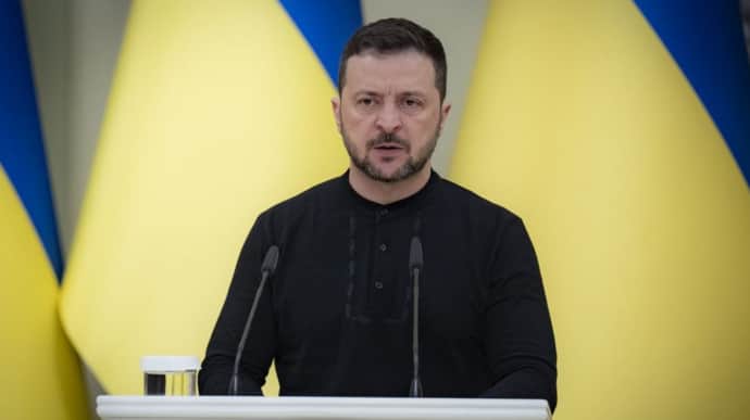 Zelenskyy wants to talk to Biden about Ukraine's NATO invitation