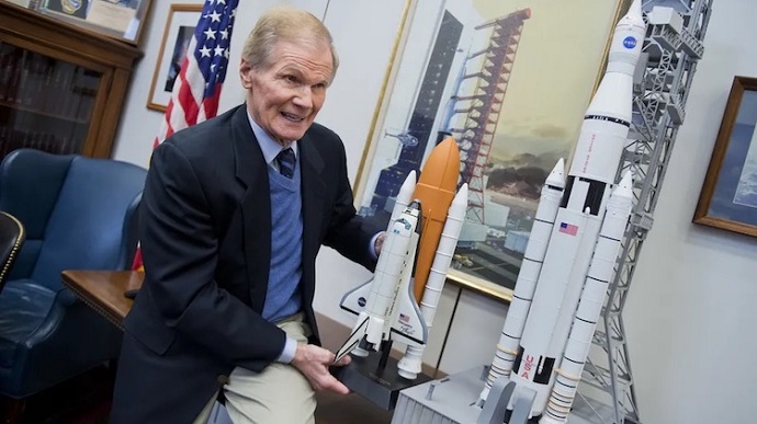 Байден предложит бывшего астронавта на пост главы NASA - СМИ