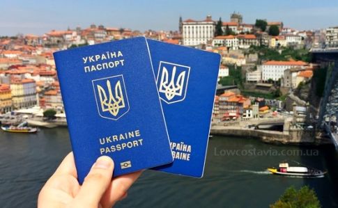 Top-10 стран, в которые ездят украинцы, включает и Россию