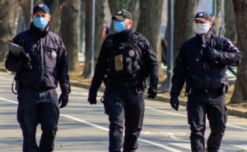 Суд оштрафував на 17 тисяч киянина, який без маски протестував проти карантину