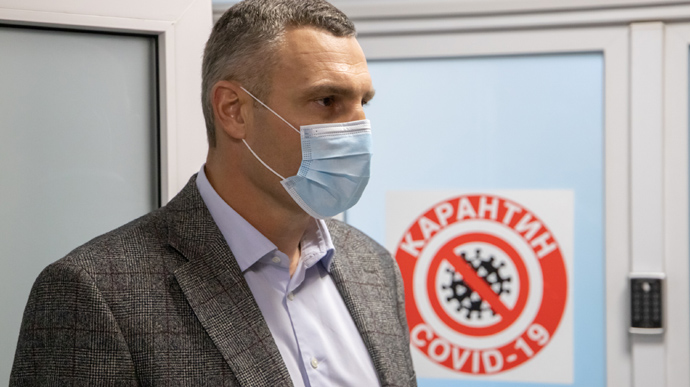 У Києві після вихідних дещо знизилась кількість нових хворих на Covid 