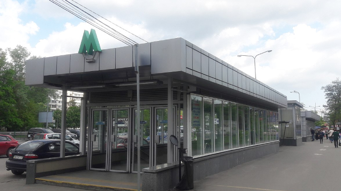 Станцію метро Теремки в Києві закривали через задимлення