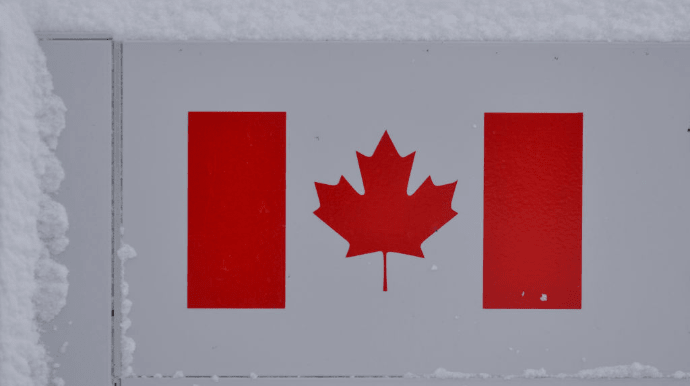 Канада намерена отменить визы для беженцев из Украины