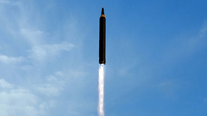 Північна Корея запустила дві балістичні ракети з різницею в часі менше години