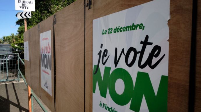 Заморська територія Франції на референдумі відмовилася від незалежності