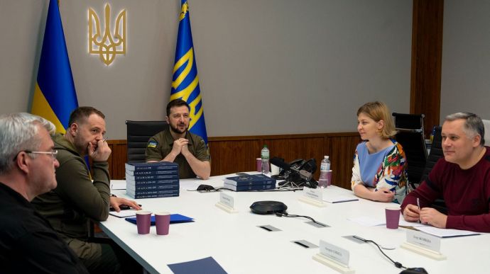 Україна заповнила фінальну частину опитувальника ЄС для статусу кандидата
