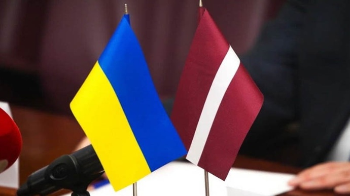 Проросійські сили розгорнули кампанію проти українських дипломатів у Латвії – посольство