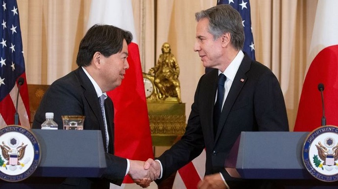 США и Япония договорились совместно противодействовать угрозам со стороны Китая и Северной Кореи