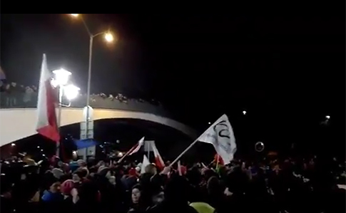 У Польщі протестувальники заблокували будівлю Сейму