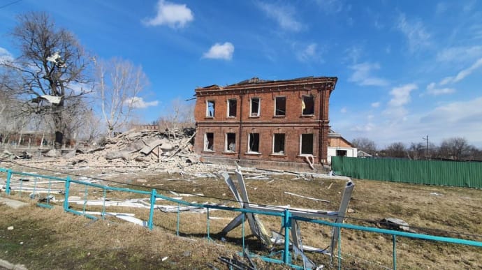 Attacks on Sumy Oblast: over 240 explosions in one day, two people injured