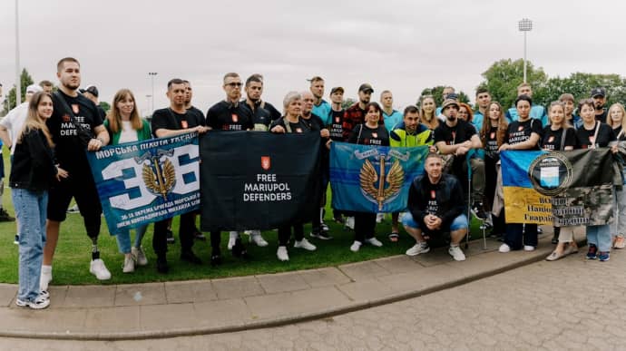 Azovstal defenders attend training session of Ukraine's national football team – photos