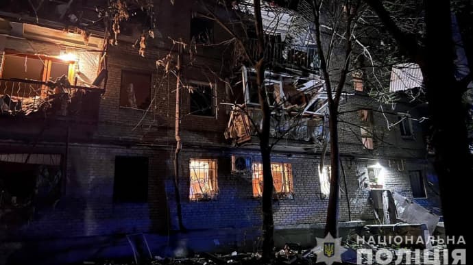 Russian nighttime attack on Zaporizhzhia: nine people injured and houses damaged – photos