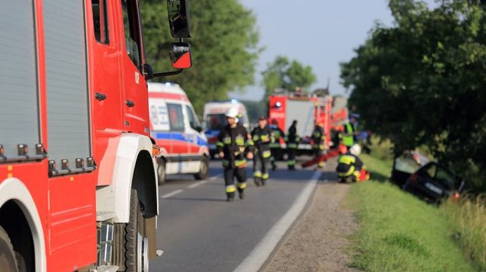 В Польше пьяный водитель протаранил автобус с украинцами, есть пострадавшие