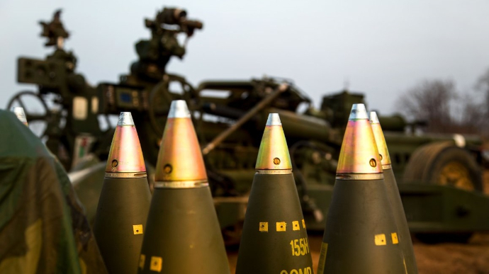 США уклали контракти на понад $500 млн на виробництво снарядів для України 