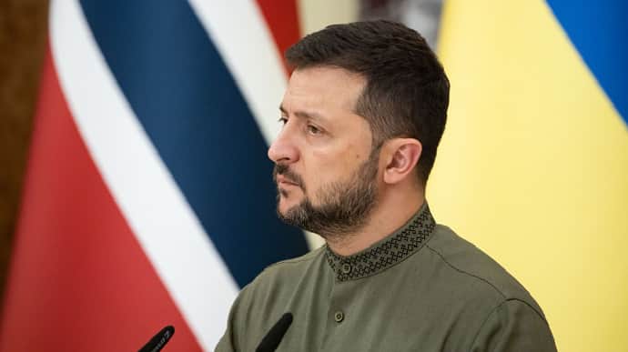 Zelenskyy: We must not lose our military's motivation
