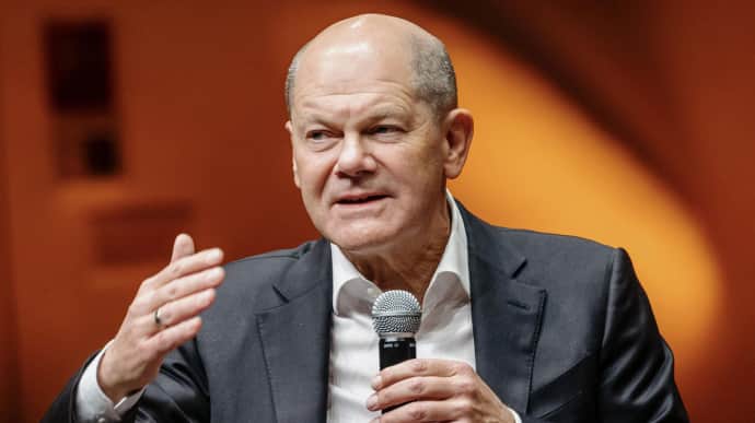 Scholz says he's open to further talks with Putin