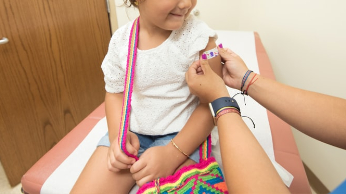 В Україні планують дозволити Covid-вакцинацію дітей від 5 років