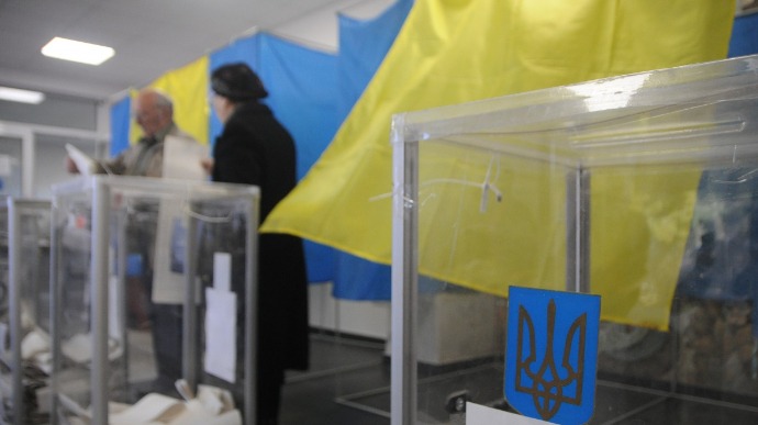 Поездом из Луганщины за 500 грн ехали голосовать на Киевщину: полиция разоблачила еще одну карусель