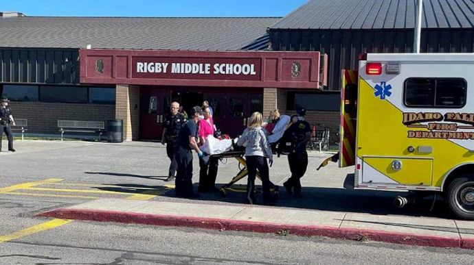 Шестиклассница американской школы открыла стрельбу — трое раненых