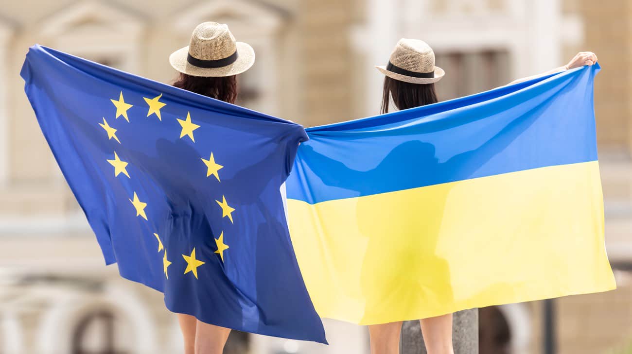 EU formally approves up to €35 billion for Ukraine using proceeds from frozen Russian assets