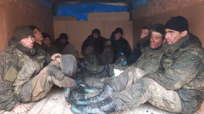 В Сумской области полиция с жителями взяли в плен 29 русских оккупантов