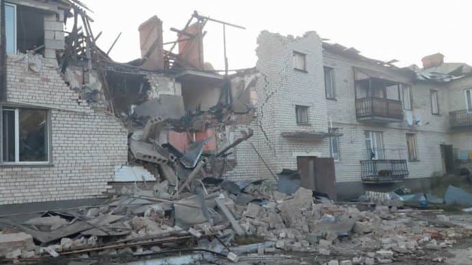 Шахед попал в дом на Черниговщине, в двух областях повреждены вышки мобильной связи