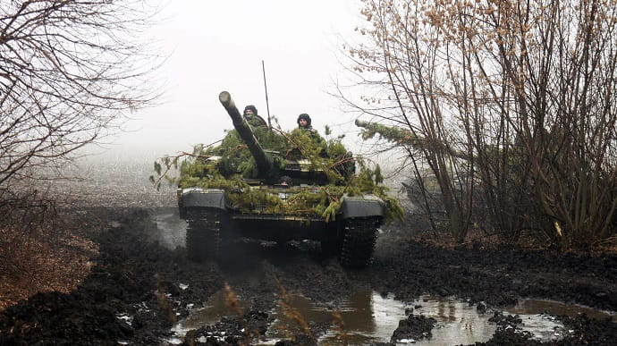 Украинские военные на Донбассе уничтожили вражеский беспилотник