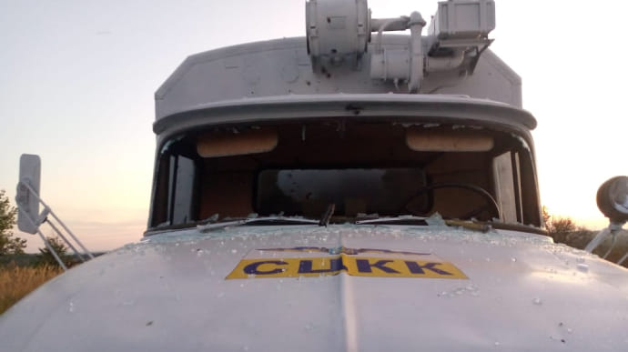 Боевики обстреляли спецавтомобиль ОБСЕ