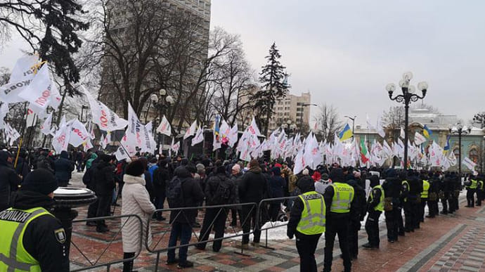 В правительственном квартале Киева частично перекрыто движение: протестуют ФЛП