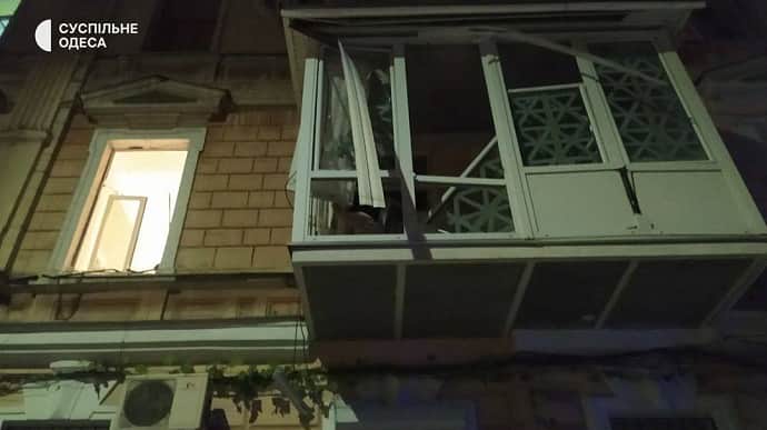 В Одесі внаслідок ворожої атаки госпіталізовані п'ятеро людей