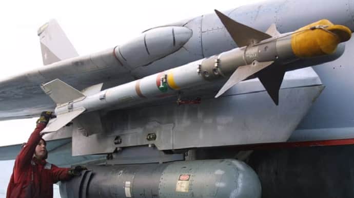 Украина превратила американские ракеты для F-16 в самодельную ПВО – FT