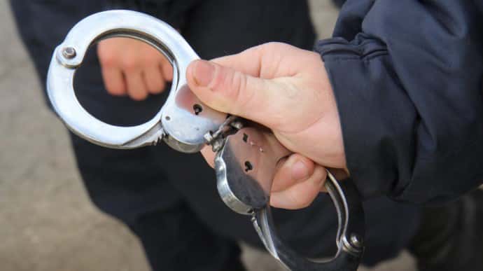 Масове затримання на Банковій: призначили розслідування щодо поліцейського