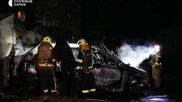 Shahed drone strike on Kharkiv: cars ablaze – photo