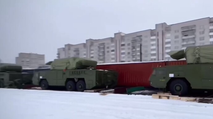 Росія перекинула в Білорусь зенітно-ракетні комплекси Тор