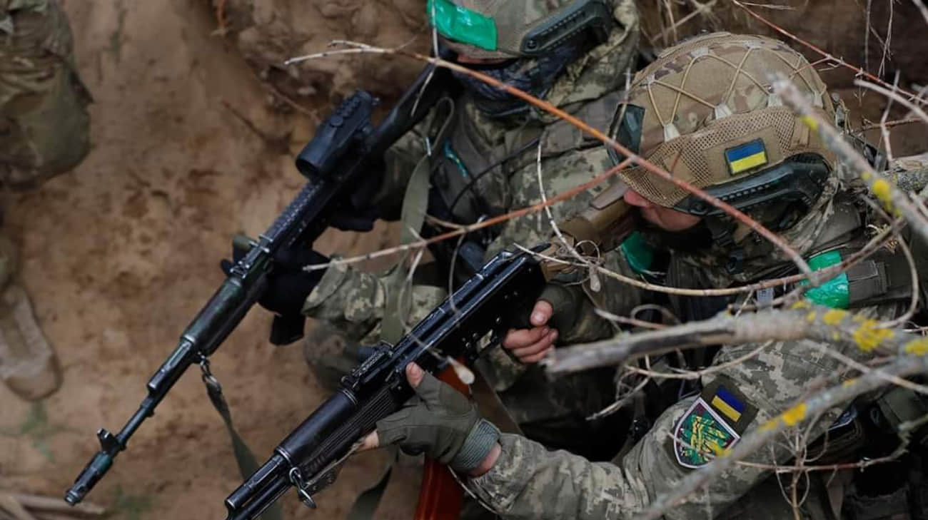 Russians attack on 8 fronts, most intensely on Avdiivka front &#8722; Ukraine's General Staff