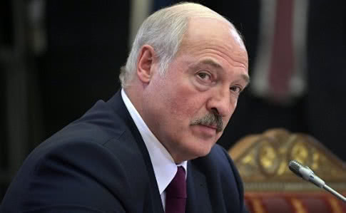 Лукашенко озвучив версію виникнення коронавірусу: Господь ударив нас по голові
