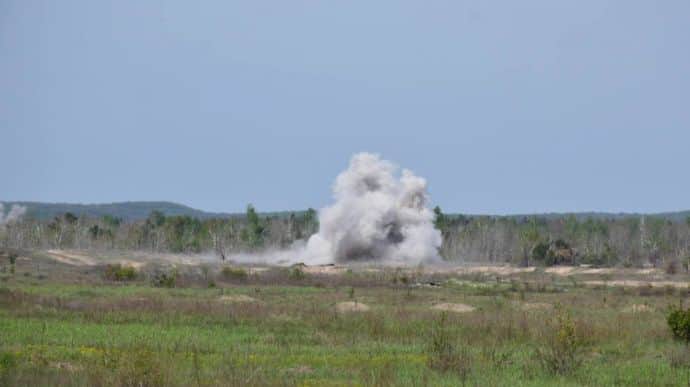 Civilian triggers explosion in Kherson Oblast
