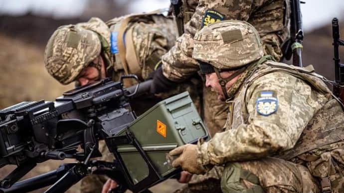 Захисники України за добу знищили 840 загарбників, 10 танків і засіб ППО росіян