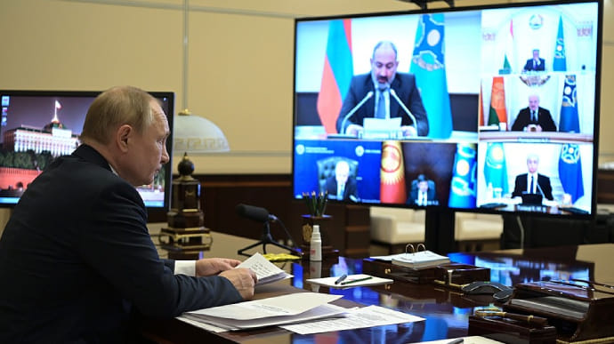 Путін пообіцяв вивести миротворців із Казахстану, але не каже – коли